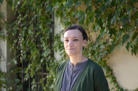 María José Ferrada: “Entrar a una escuela es como que te invitaran a la casa de una determinada sociedad”