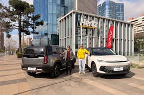 Baic firma acuerdo con Hertz para sumarse a su flota de rent a car