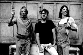 In Utero de Nirvana 30 años: un ataúd con forma de corazón