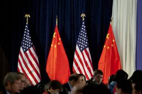 Tras 20 años en la OMC, la economía de China es más estatal que nunca, dice EEUU