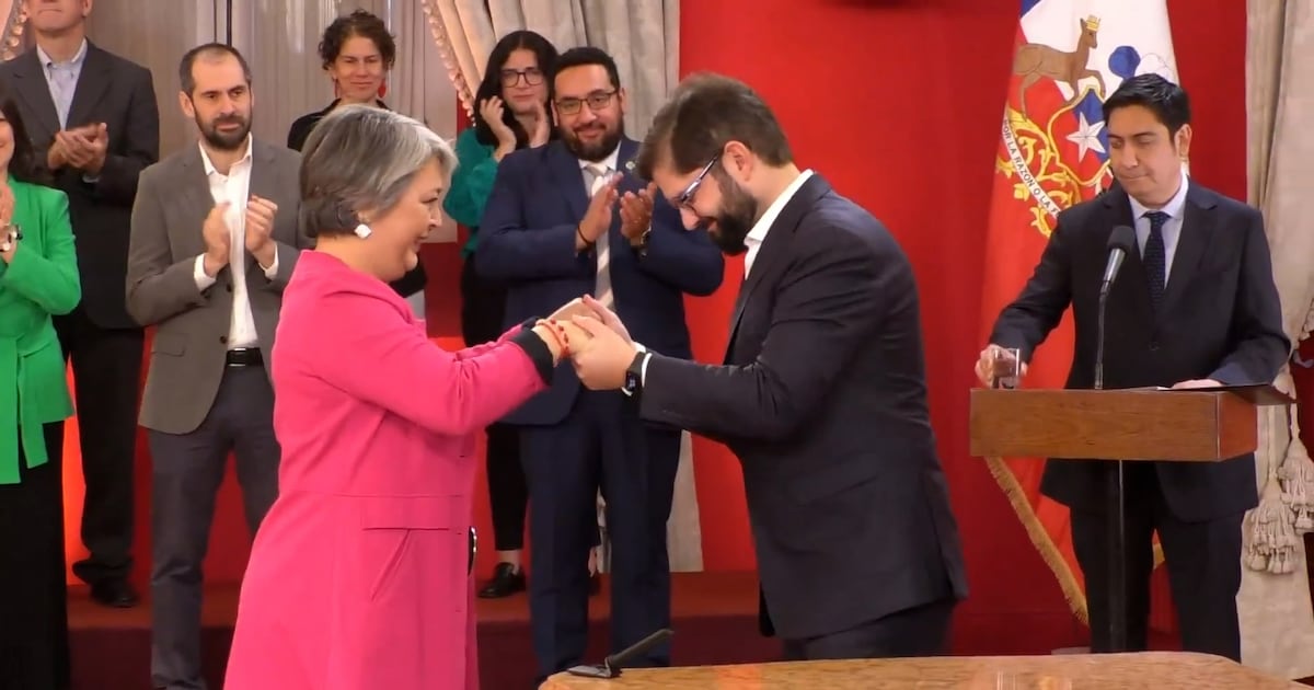 Cambio de gabinete en Chile: ¿renovación o fractura política? : La despedida de Jeannette Jara y sus ecos en el panorama político nacional