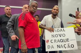 El Rey desata la locura en Río: Arturo Vidal aterriza en Brasil para convertirse en refuerzo de Flamengo