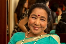 Muere a los 92 años Asha Bhosle, leyenda de la música india y artista con más grabaciones de la historia