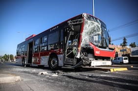 Choque de buses en Maipú deja al menos 12 heridos