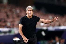 La furia de Pellegrini tras la derrota del Betis ante el Barcelona: “Una actuación lamentable, sin criterio futbolístico”