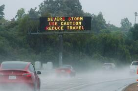 La tormenta tropical Hilary toca tierra en el sur de California