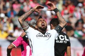 Vidal se supera a sí mismo: las cuentas alegres del retorno del Rey a Colo Colo