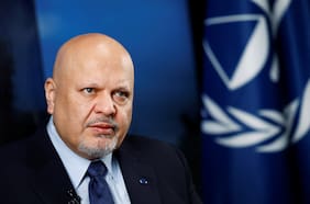 Karim Khan es destituido de su cargo como fiscal de la Corte Penal Internacional