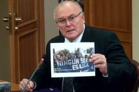 Diputado Becker (RN) no da unanimidad para que Luis Thayer exponga en comisión de Gobierno Interior por Ley de Migraciones