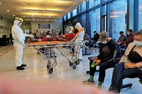 “Por no ser la mamá de una ministra la mía murió”: testimonios revelan esperas superiores que la madre de Aguilera por cirugía