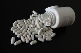 La cruenta batalla entre los laboratorios y los países más pobres por liberar las patentes de las vacunas y los fármacos para detener la pandemia