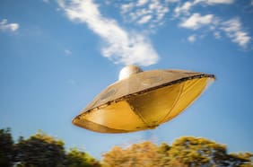 Acusan que la CIA esconde al menos nueve “naves no humanas”