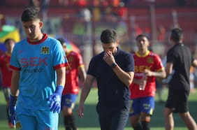 Infierno rojo en el Santa Laura: Unión Española llora el segundo descenso de su historia