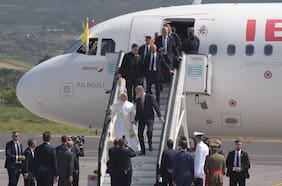 Avión del Papa sufre un problema técnico y se retrasa la salida del vuelo desde Tenerife a Roma