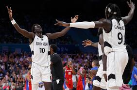 “No tenemos gimnasio ni residencia”: la historia del milagro de Sudán del Sur en el básquetbol olímpico