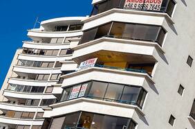 Columna de Iván Poduje: El derecho a la vivienda arrendada