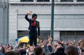 Michael Jackson arrasa en los cines: los números de su filme en Chile y las duras críticas que superó