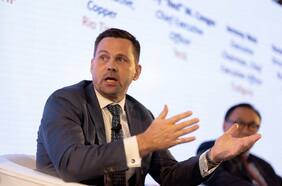 Presidente de Minerals Americas de BHP desearía “desesperadamente” resolver problemas regulatorios y tributarios para invertir más en Chile