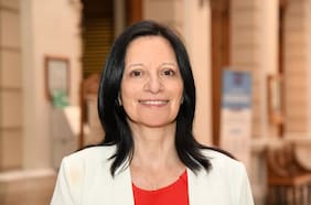 Fraude en el Ejército: ministra Ana María Osorio notifica procesamiento de cuatro exmilitares por arista de avión Cessna