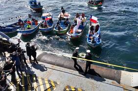 Con ceremonia simbólica en el lugar del naufragio: dan por terminada búsqueda de siete pescadores de lancha Bruma