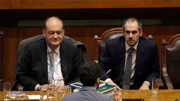 Cambios en requisitos de acusaciones constitucionales
