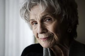 Alice Munro y el pacto de silencio de un abuso sexual: “Imposible leerla de la misma manera”