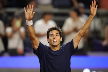 A solid Christian Garin makes an impact and secures a spot in the main draw of the Monte Carlo Masters 1000.