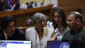 Inminente choque constitucional: oposición advierte que si gobierno no separa su megaproyecto recurrirán al TC