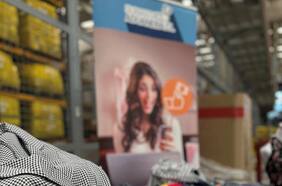 Con más de 50 mil prendas de vestir y vehículos: Aduana inicia nuevo proceso de subastas