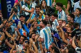 Messi y Argentina aún saborean la gloria: la Albiceleste, a un año de la Copa del Mundo en Qatar