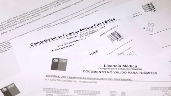 Emisión de licencias médicas se acota por debajo de 600 mil mensuales ya por más de un año, desde denuncia de Contraloría