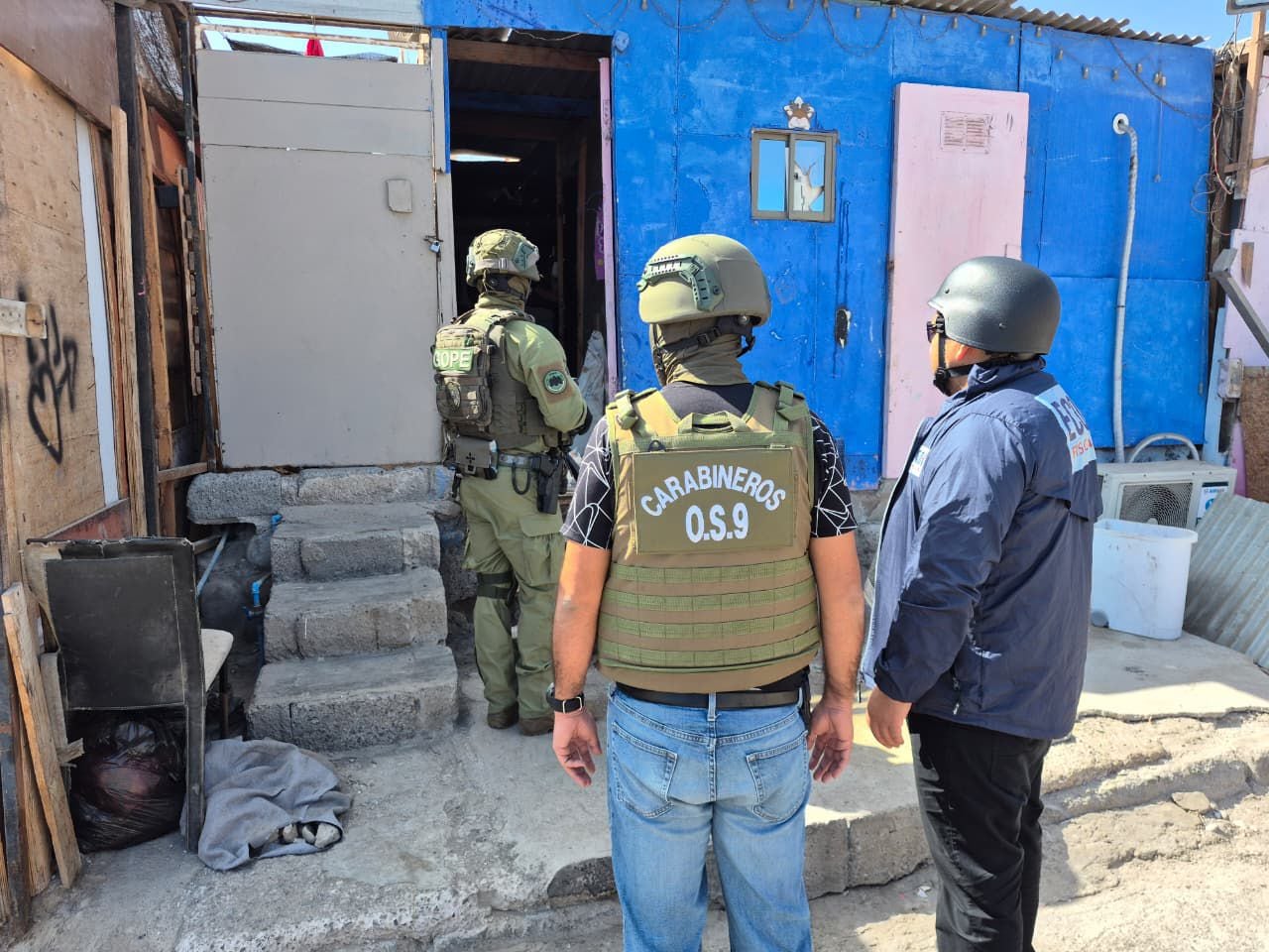 Fiscalía de Arica formaliza a dos imputados por sustracción de menor tras retener a adolescente en Quebrada Encantada