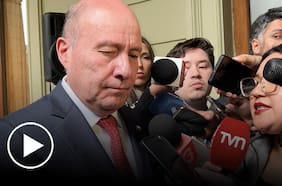 Ministro Quiroz responde ante eventual paro de camioneros por alza del diésel