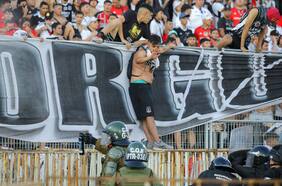 El lienzo de la Supercopa pasa la cuenta: a cinco líderes de la Garra Blanca se les prohíbe el ingreso a los estadios