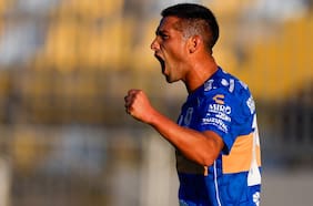 Juan Delgado vuelve al fútbol chileno para defender a Deportes Santa Cruz en la Primera B