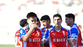 La UC extiende su buen presente: golea a Deportes Copiapó y arranca con el pie derecho en la Copa Chile