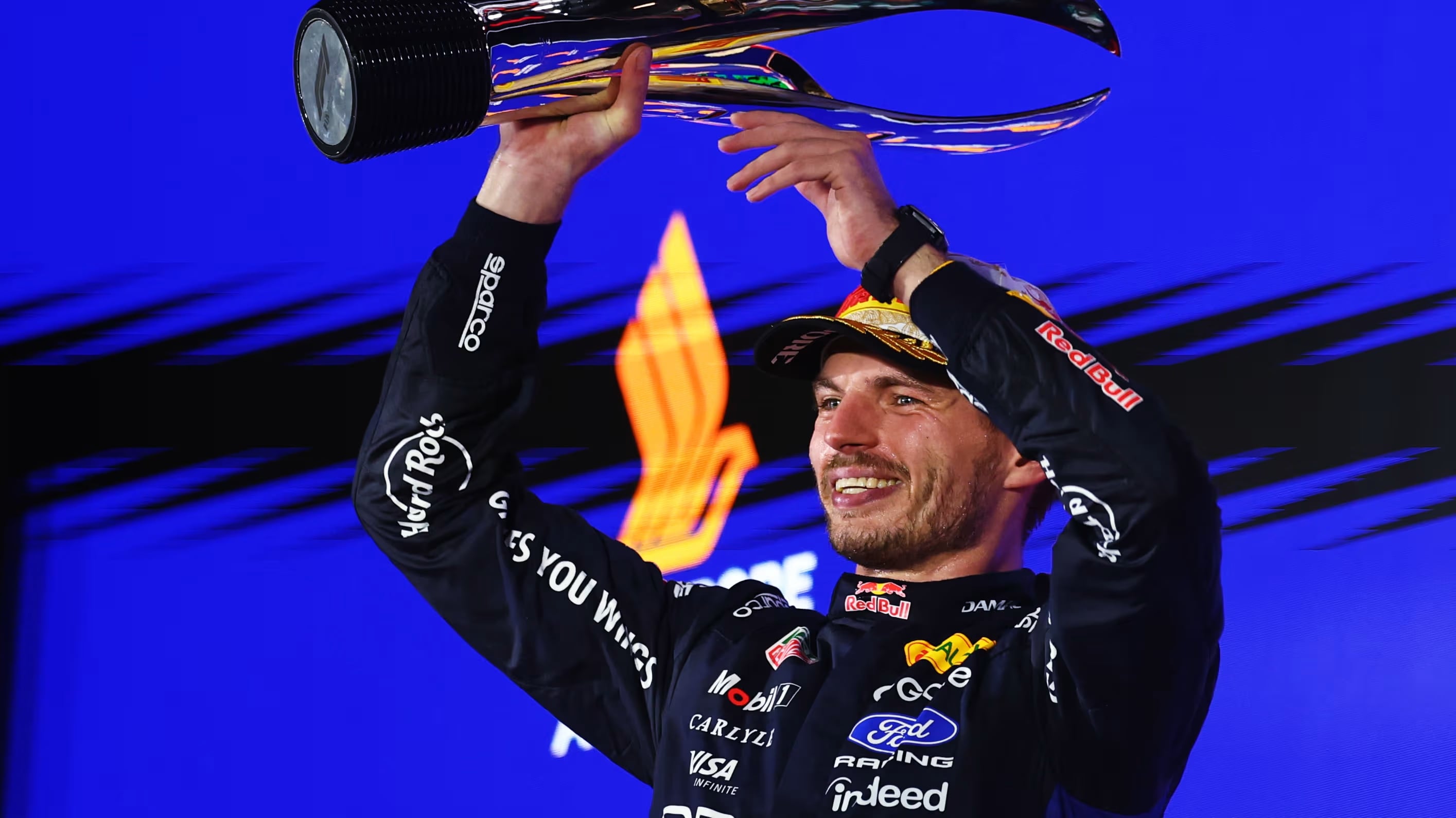 Max Verstappen rompe la maldición: gana por primera vez el GP de Singapur y acumula su segundo triunfo al hilo en la F1