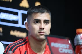 “Lo respeto, pero no vengo a reemplazarlo”: Álvaro Madrid se desmarca de Esteban Pavez en su presentación en Colo Colo