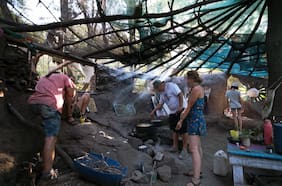 Arcoíris: la historia de la comunidad que enterró a un lactante en secreto