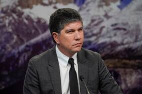 Monsalve por indulto a Castillo y pensión de gracia a Fuica: “Es evidente que ha afectado al gobierno”