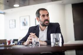 Ministro Grau dice que van a presentar un plan para “recuperar” la producción de acero tras el cierre de Huachipato