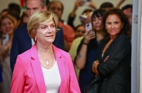 Los contactos de Matthei con parlamentarios y su crítico rol al gobierno de Kast