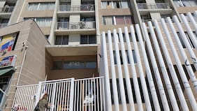 Viviendas de 20 m2, potenciales guetos verticales y estrés urbano: los reparos de los alcaldes ante los cambios propuestos a la Oguc