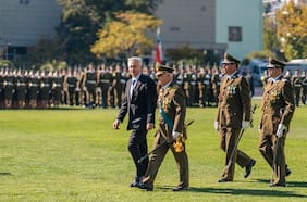 Gobierno entra en alerta por escasez de carabineros y estima que por año disminuyen casi mil uniformados