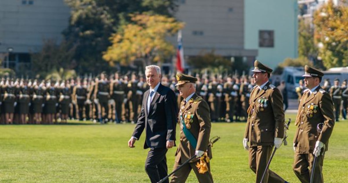 ALARMA EN CARABINEROS: Pérdida masiva de funcionarios