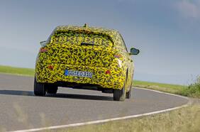 El próximo Opel Astra continúa poniéndose a punto antes de su debut