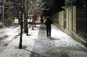 Comienza a nevar en comunas de la RM: revisa registros subidos a redes sociales