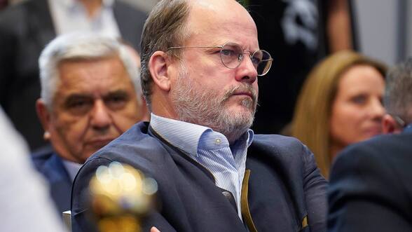 Tomás Müller reporta su participación en Falabella tras ingresar al directorio