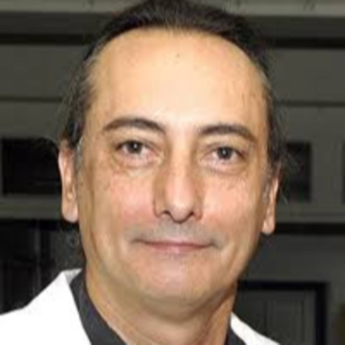 Osvaldo Artaza