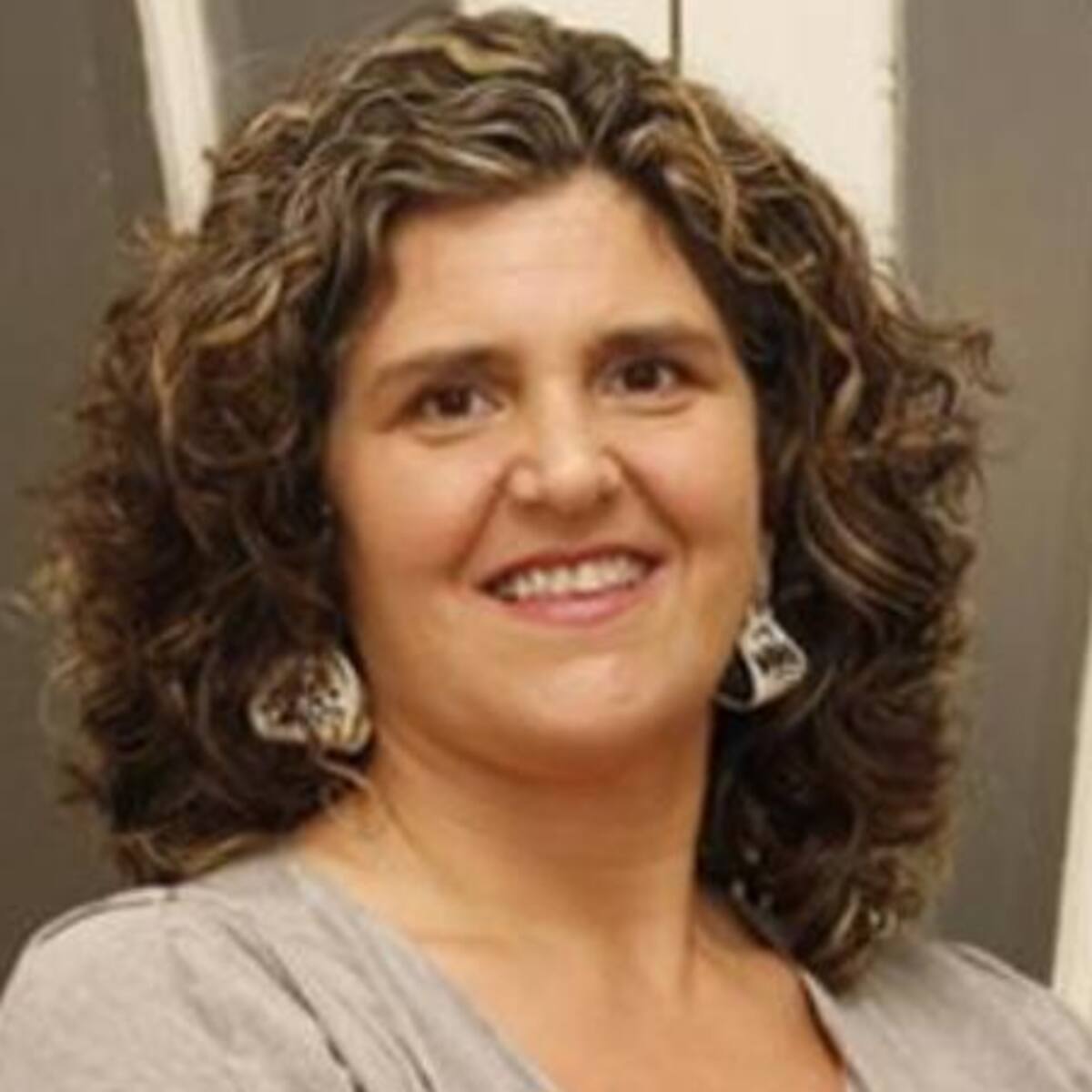 Paula Vial